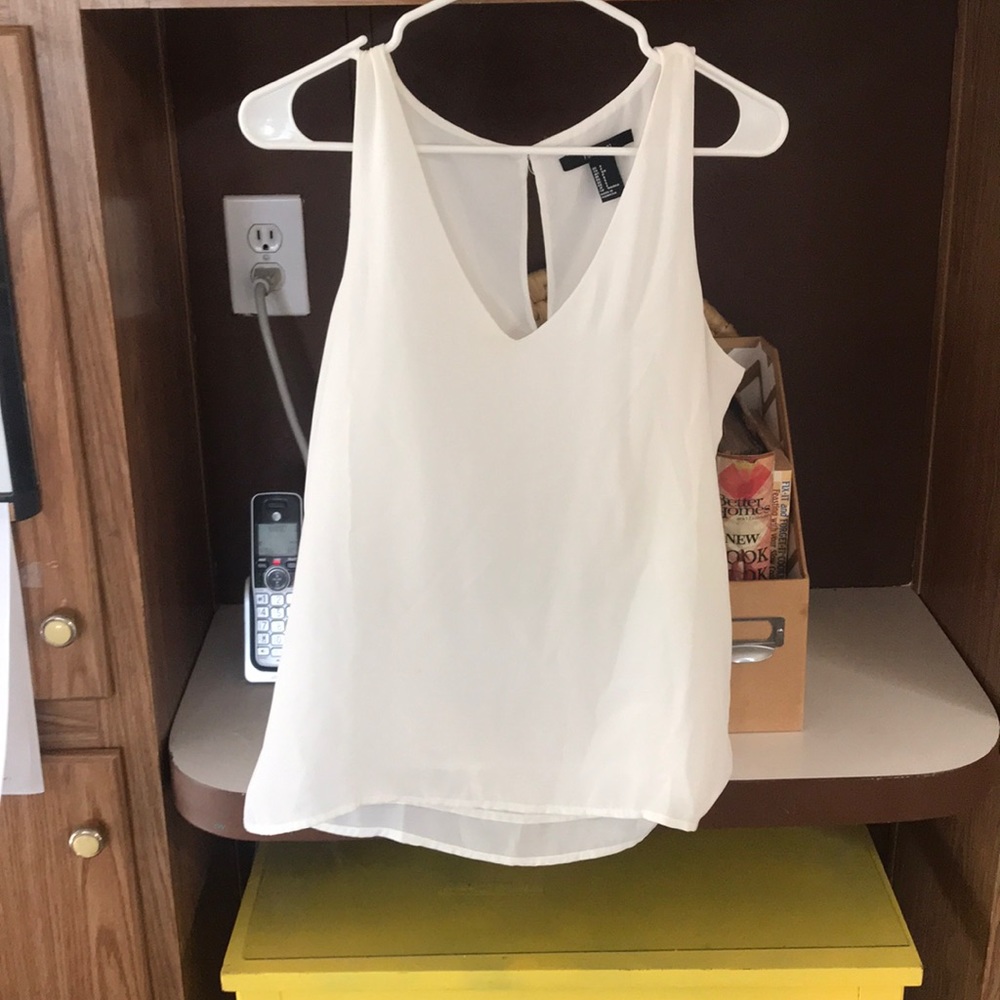 White tank